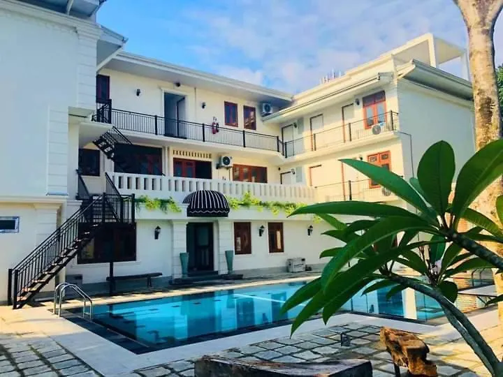 Forever City Hotel Kiribathgoda