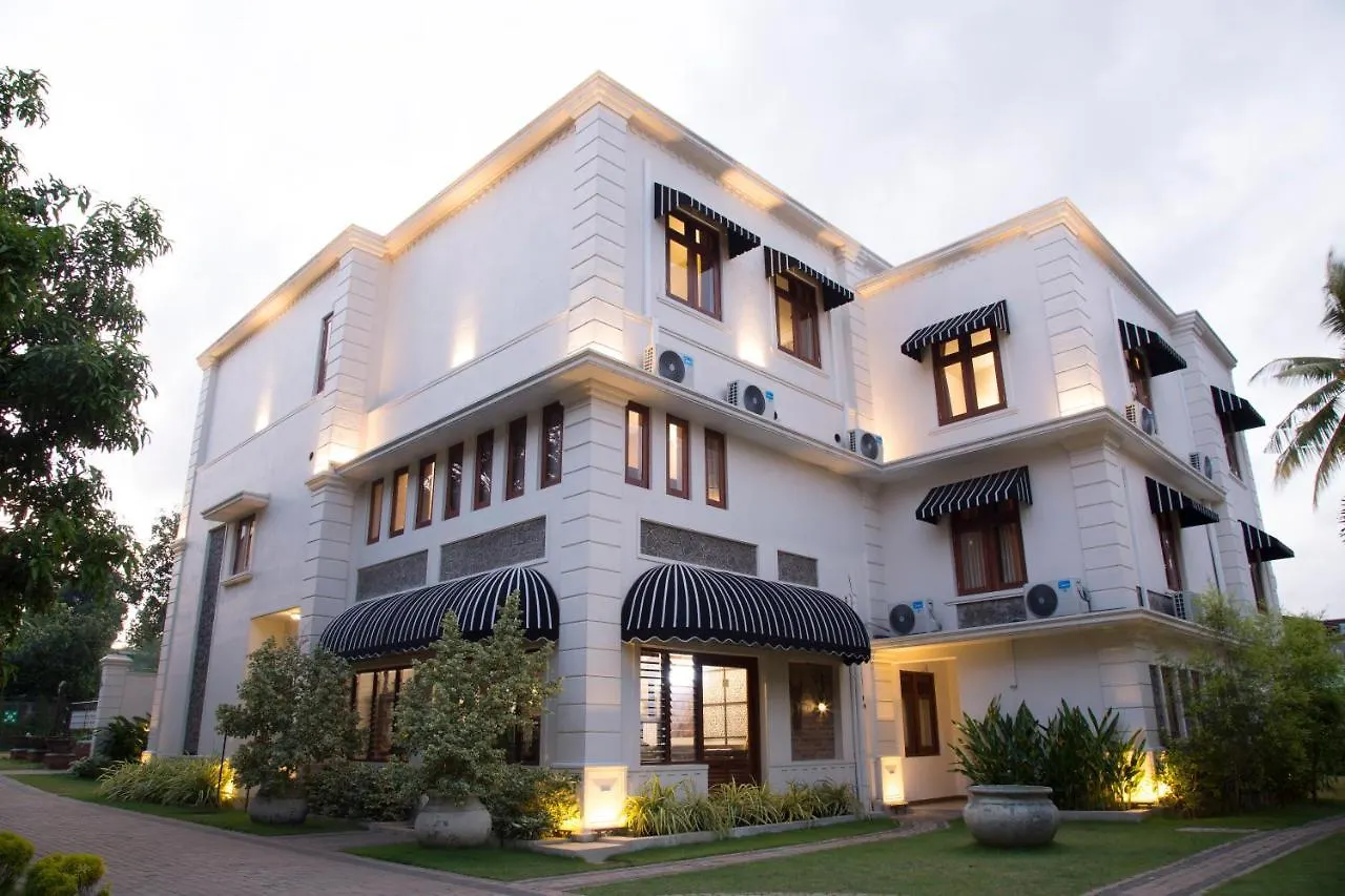 Forever City Hotel Kiribathgoda