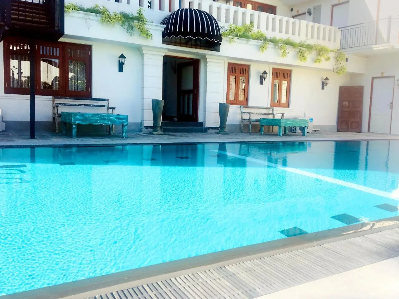 Forever City Hotel Kiribathgoda
