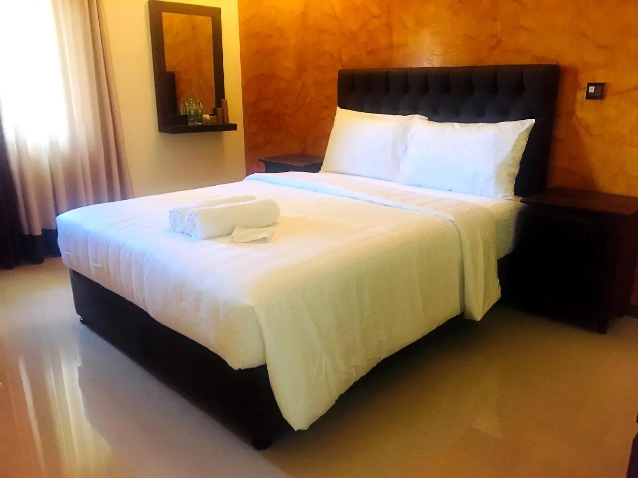 Forever City Hotel Kiribathgoda Sri Lanka
