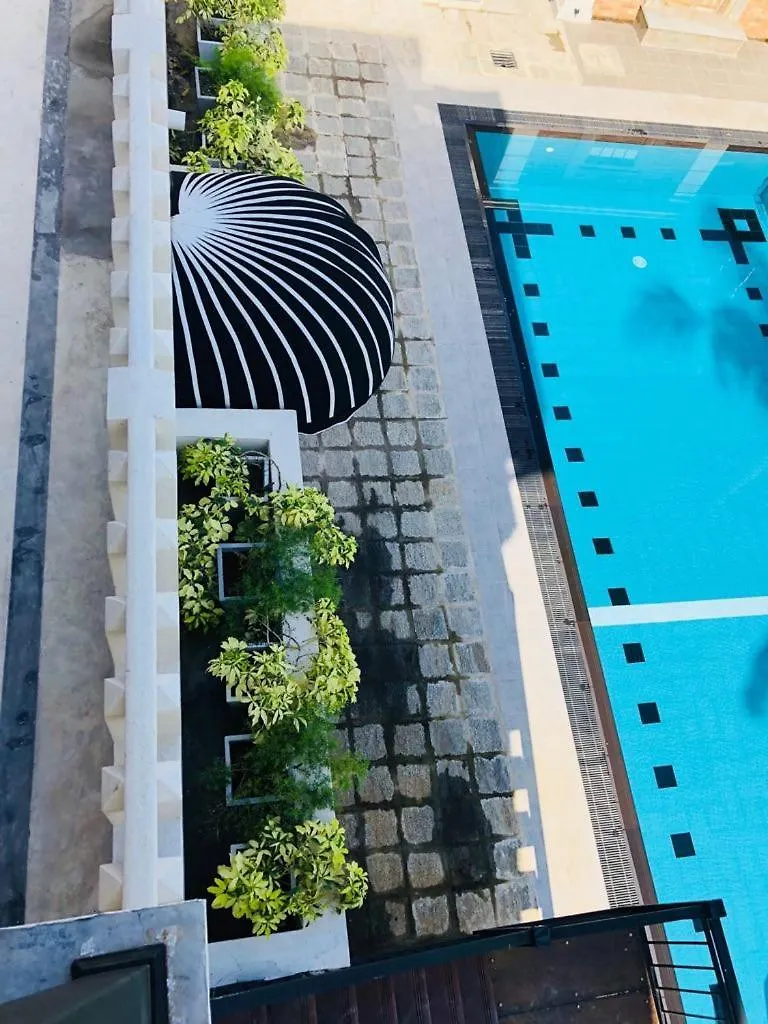 Forever City Hotel Kiribathgoda